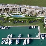 Pier Paradise - Marina *