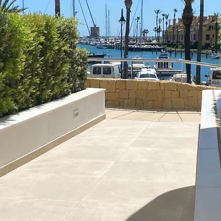 Pier Paradise - Marina Daire *